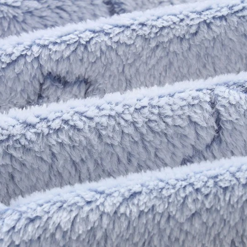 Combinaison Bébé en Peluche avec Fermeture Éclair