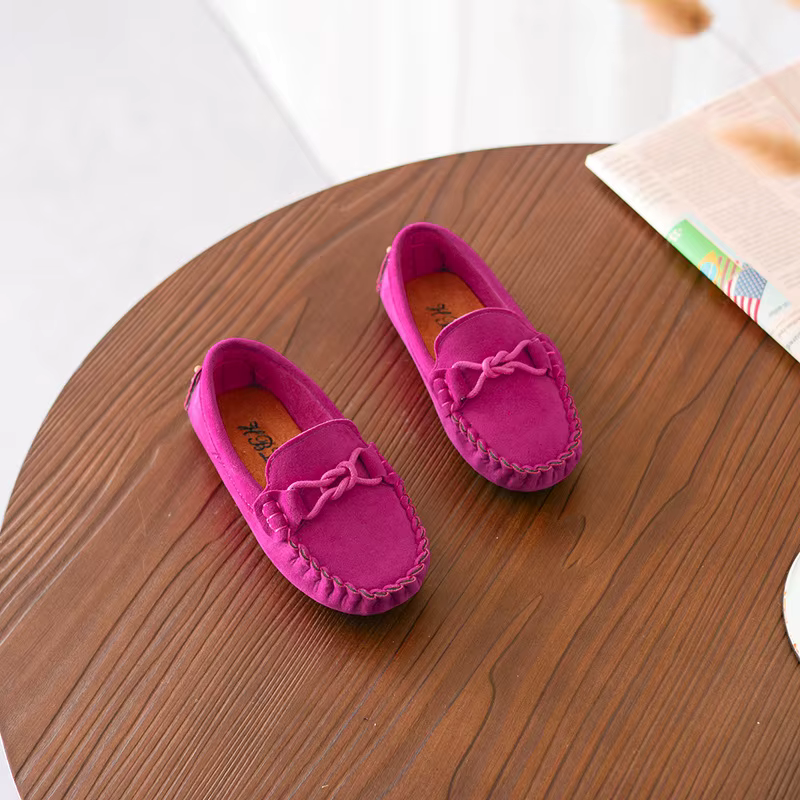 Mocassins Enfant en Suédine à Semelle Souple – Chaussures Élégantes