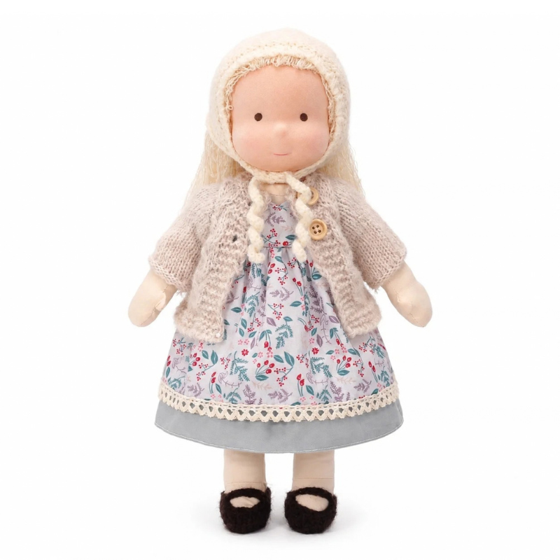 Poupée Waldorf en Tissu avec Vêtements et Accessoires
