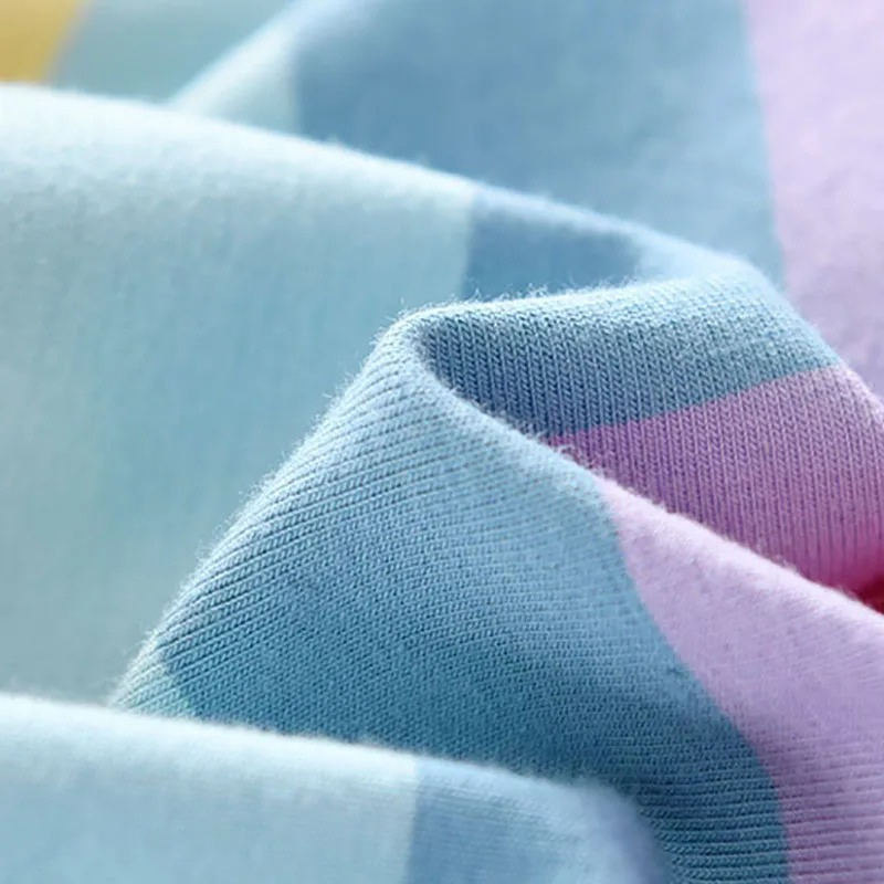 Robe d’Été Arc-en-Ciel pour Fille – Légère et Colorée