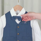 Ensemble Costume Garçon avec Gilet, Pantalon, Chemise et Nœud Papillon – Tenue de Cérémonie